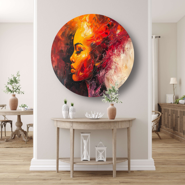 Expressieve abstracte vrouw in warme tinten aluminium muurcirkel