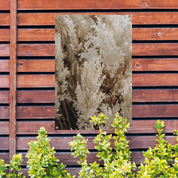 Beige pluimen dansen in de wind tuinposter