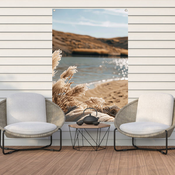 Rietpluimen aan een kalm meer tuinposter