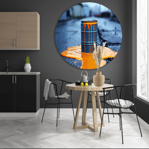 Blauw Vat in Oranje Verf aluminium muurcirkel