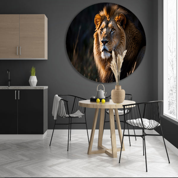 Majestueuze leeuw in donkere achtergrond aluminium muurcirkel