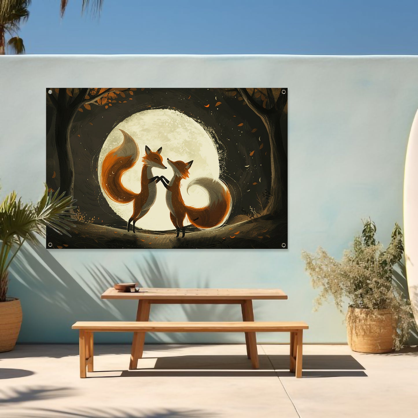 Twee vossen dansen onder de volle maan tuinposter