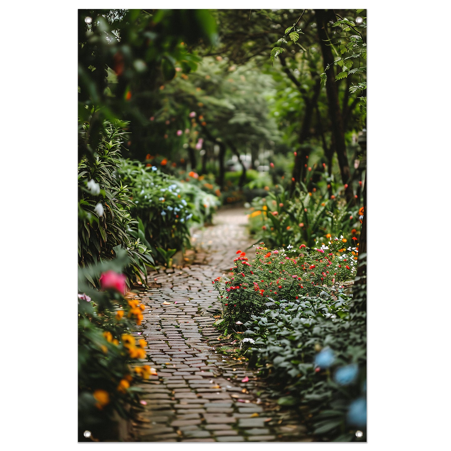 Betoverend Tuinpad met Bloemenpracht tuinposter