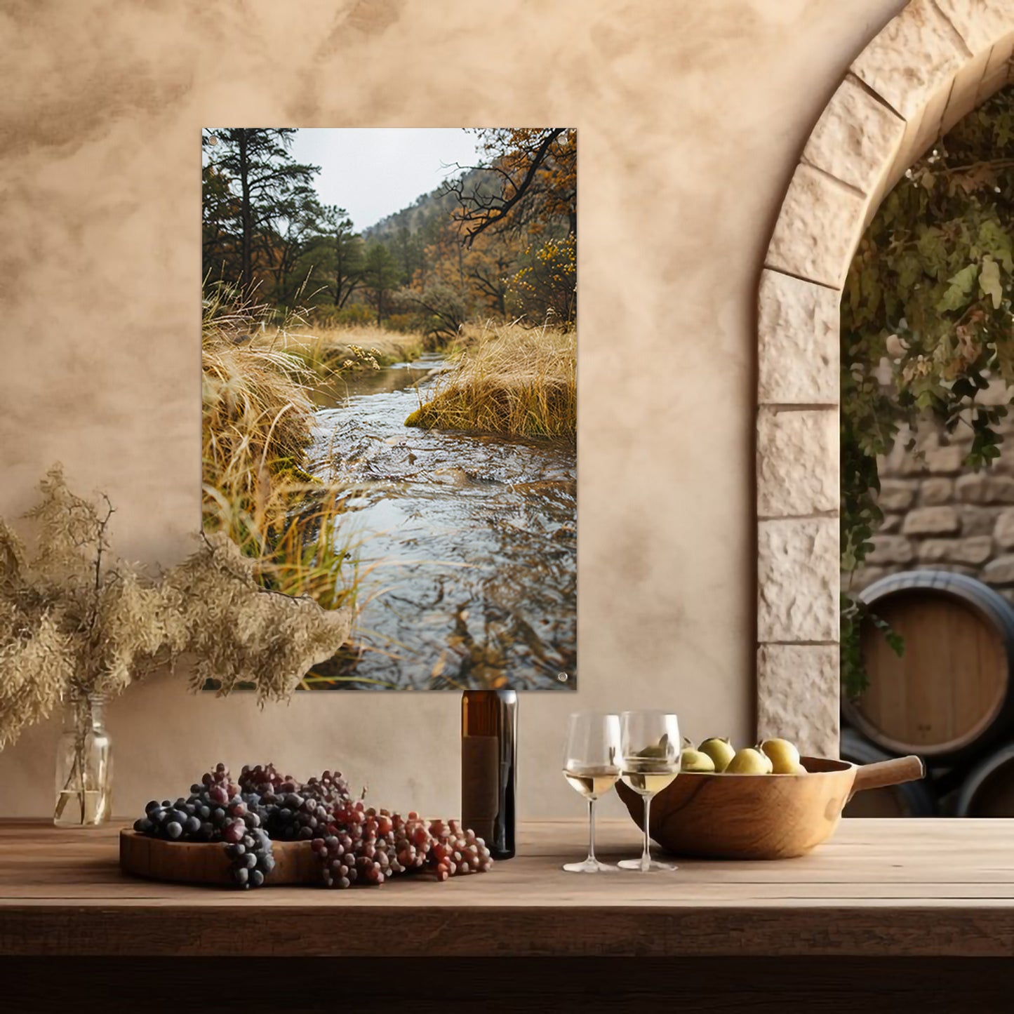 Kabbelend beekje omgeven door herfstgras tuinposter