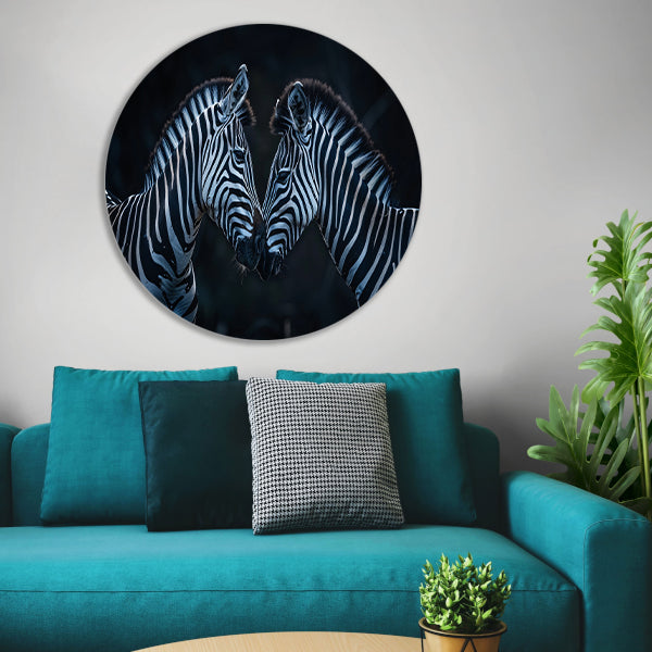 Twee zebra’s in donkere omgeving forex muurcirkel