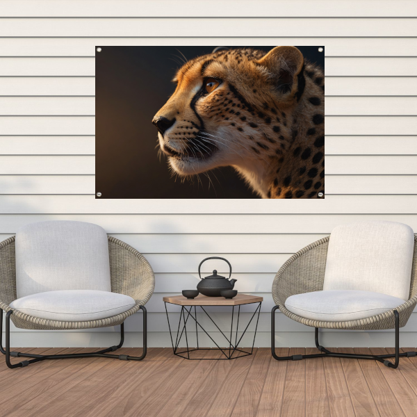 Intense blik van een majestueuze cheeta tuinposter