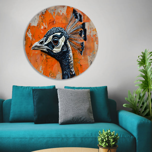 Realistisch schilderij van een pauw met abstracte achtergrond aluminium muurcirkel