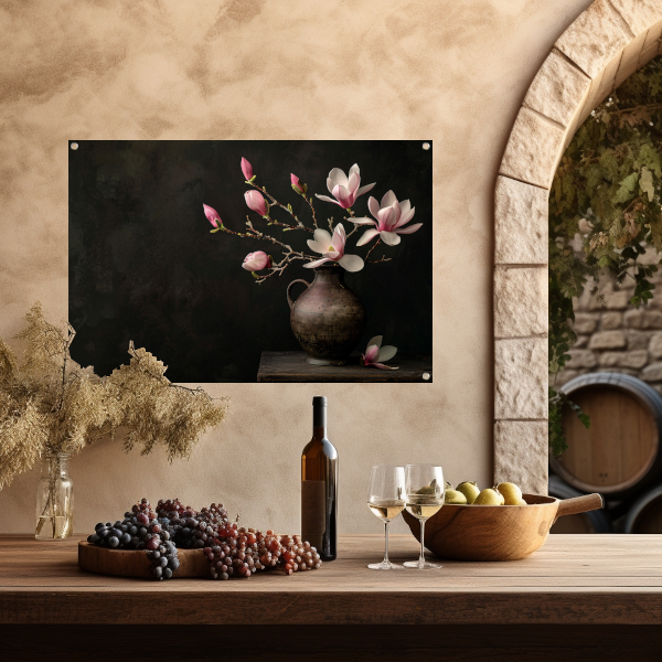 Antieke Vaas met Bloeiende Magnolia Tak tuinposter