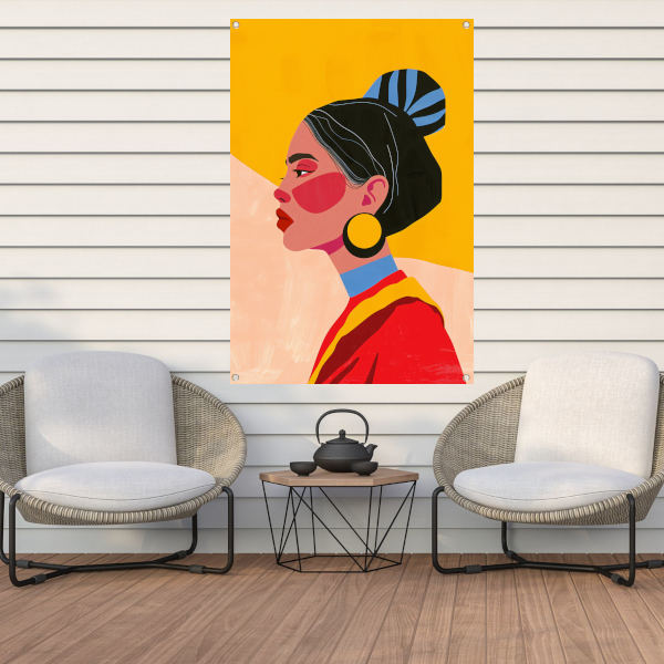 Stijlvol portret van een vrouw met culturele kleding tuinposter