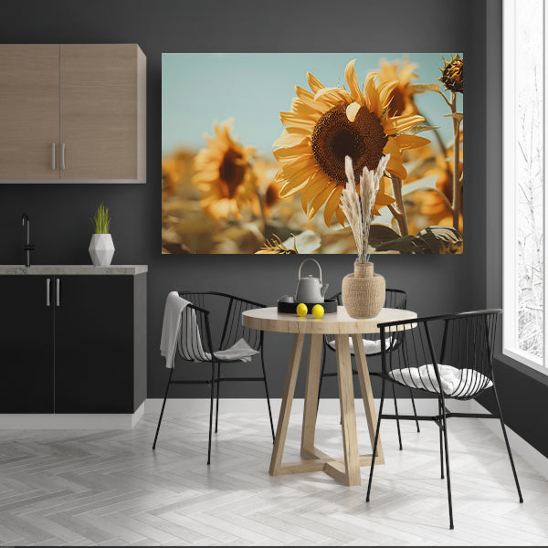 Zonovergoten zonnebloemveld onder een helderblauwe hemel poster