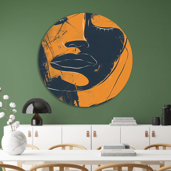 Abstract Portret van een Vrouw in Oranje en Zwart-Wit aluminium muurcirkel