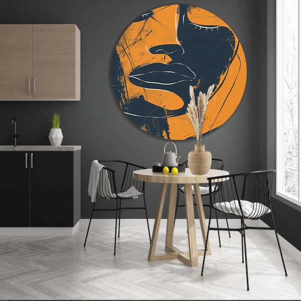 Abstract Portret van een Vrouw in Oranje en Zwart-Wit aluminium muurcirkel