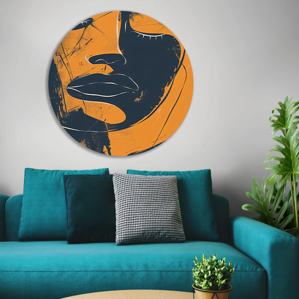 Abstract Portret van een Vrouw in Oranje en Zwart-Wit aluminium muurcirkel