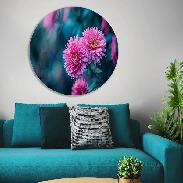 Close-up van roze bloemen met achtergrond aluminium muurcirkel