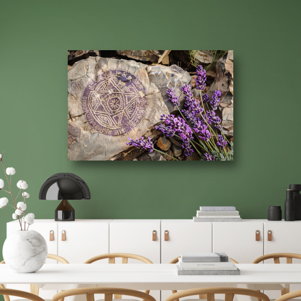 Minimalistisch schilderij stenen en bloemen canvas