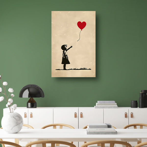 Meisje reikt naar Hartvormige Ballon poster