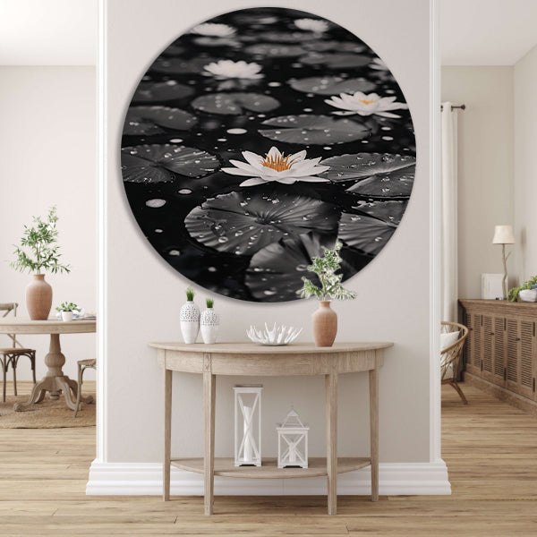 Zwart-wit foto van waterlelies op water aluminium muurcirkel