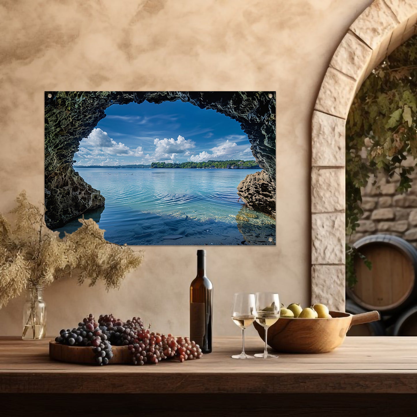 Zeezicht vanuit een grot met turquoise water tuinposter