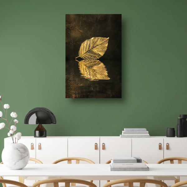 Verguld blad drijvend op sepia water poster