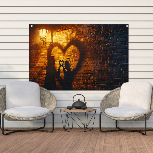 Romantische schaduwkunst onder straatlantaarn tuinposter