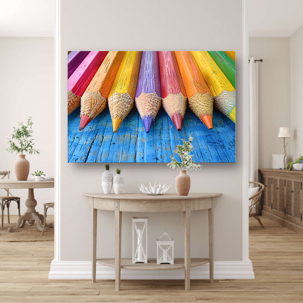 Kleurpotloden op houten achtergrond canvas
