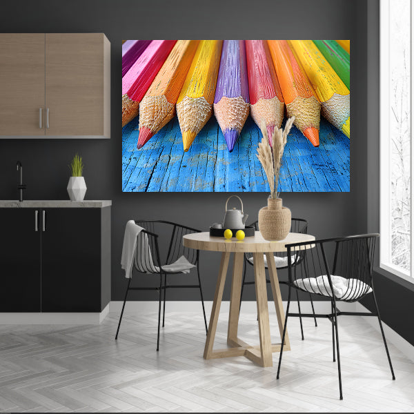 Kleurpotloden op houten achtergrond canvas