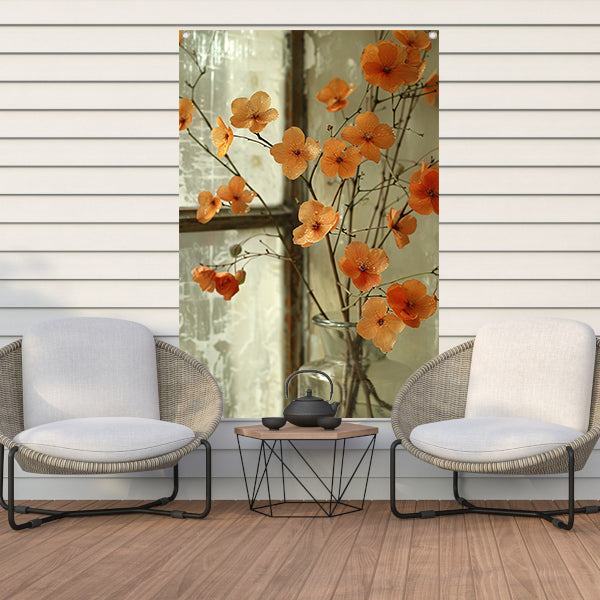 Oranje bloesems in glazen vaas tuinposter