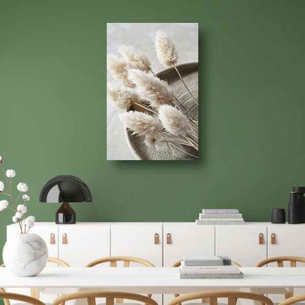Minimalistische droogbloemen op schaal poster