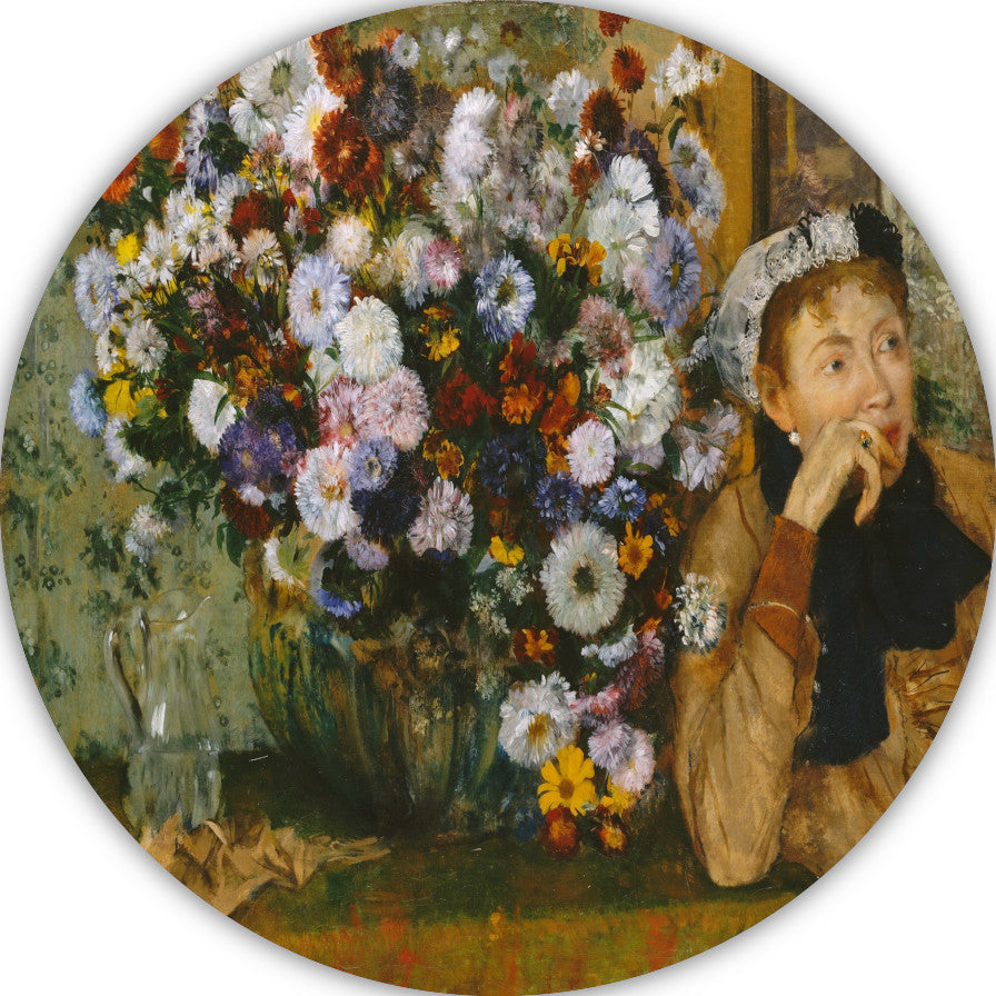 Een vrouw zittend naast een vaas met bloemen - Edgar Degas forex muurcirkel