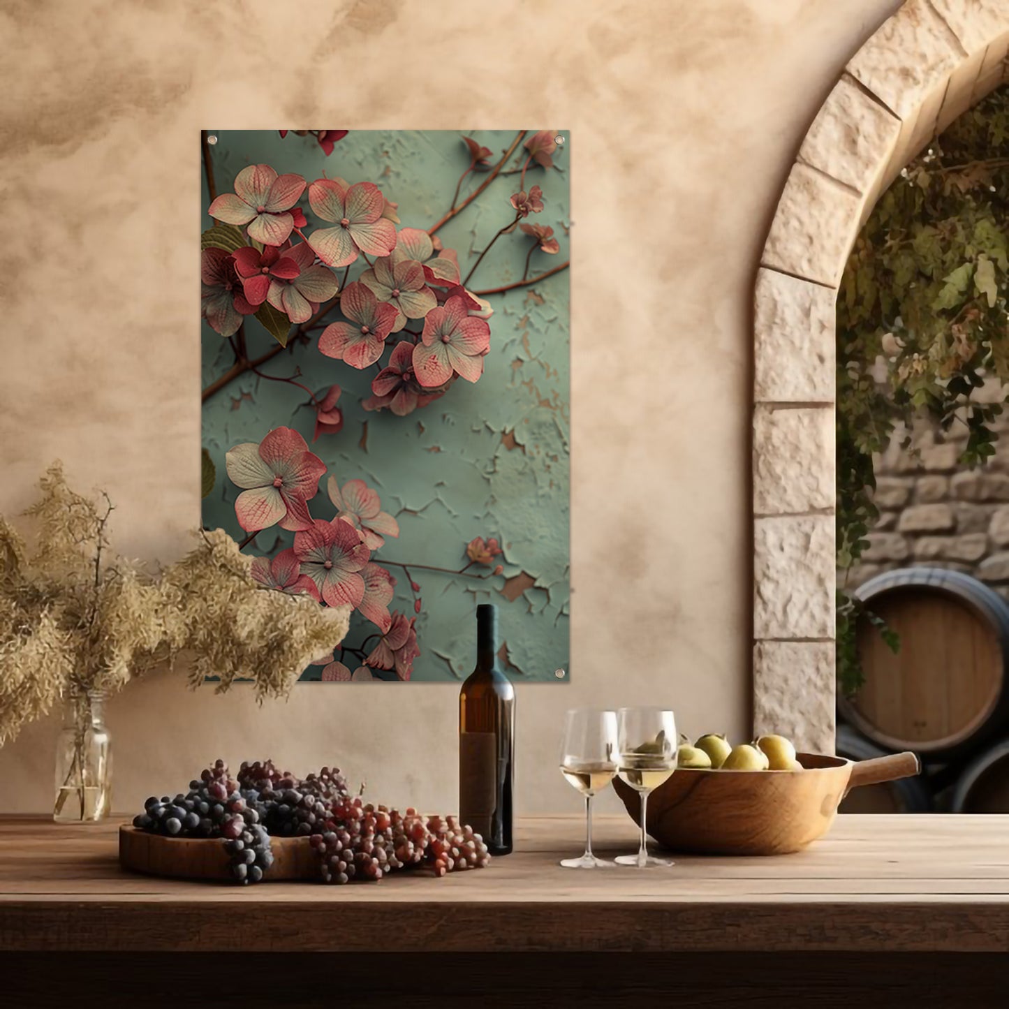 Roze bloemen tegen verweerde blauwe muur tuinposter