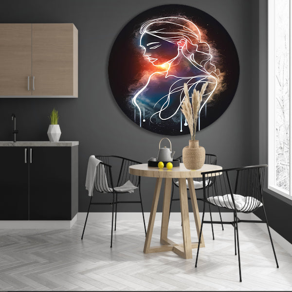 Silhouet van Vrouw en Kosmos in Symbiose aluminium muurcirkel