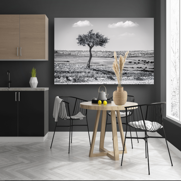 Eenzame boom op het platteland canvas