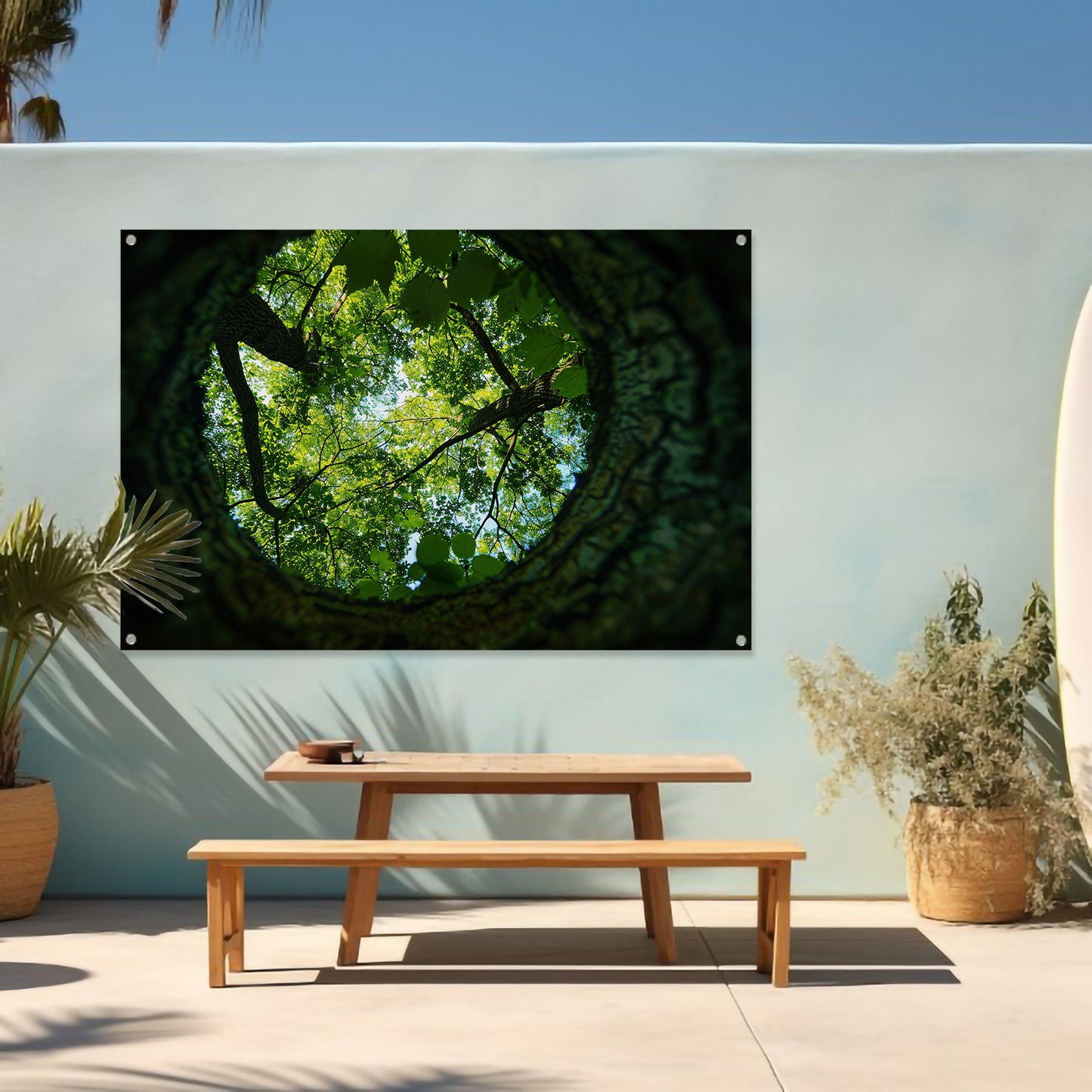 Natuurlijke lens op groene boomkruinen tuinposter
