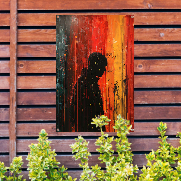 Abstract regenachtige dag met eenzame figuur tuinposter