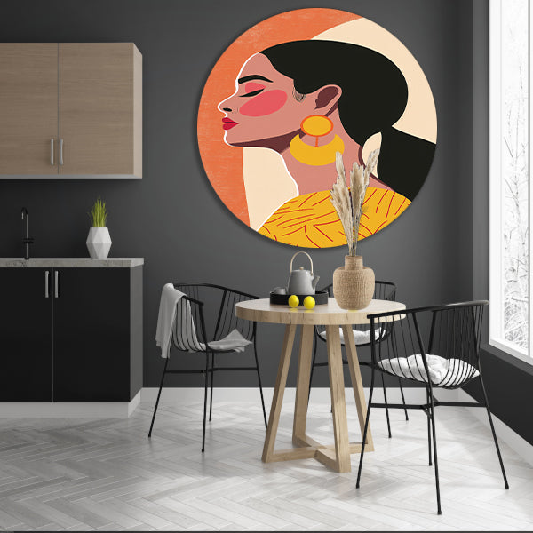 Modern vrouwelijk portret met kleurrijke oorbellen aluminium muurcirkel