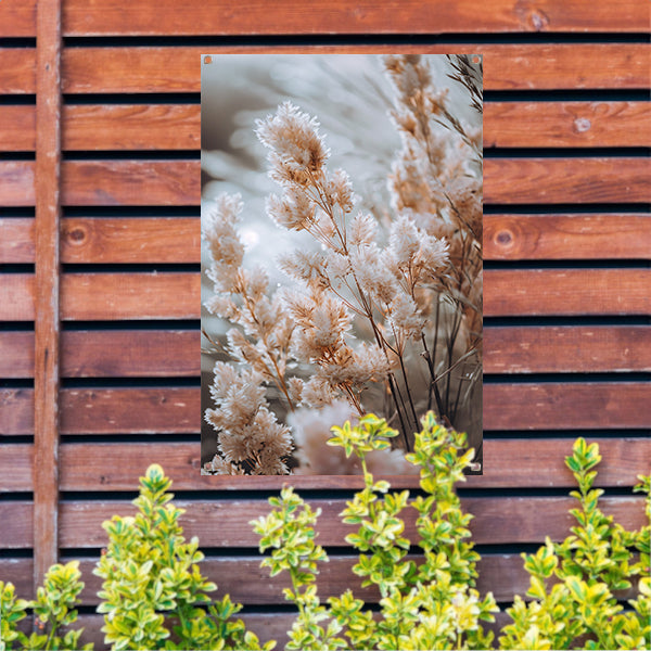 Zachte Beige Bloemen in de Wind tuinposter