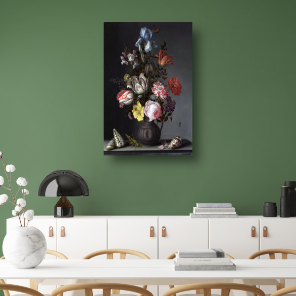 Bloemen in een vaas met schelpen en insecten - Balthasar van der Ast canvas