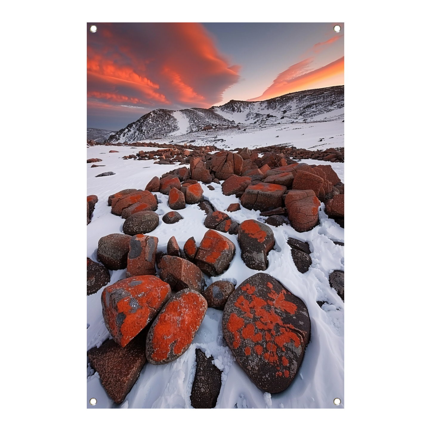 Adembenemend besneeuwd berglandschap met rode rotsen tuinposter