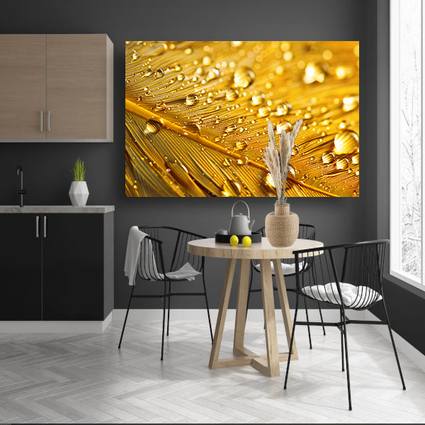 Gouden blad met waterdruppels poster