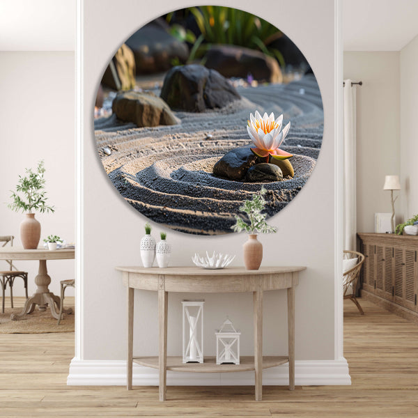 Serene waterlelie in zen-tuin met zand aluminium muurcirkel
