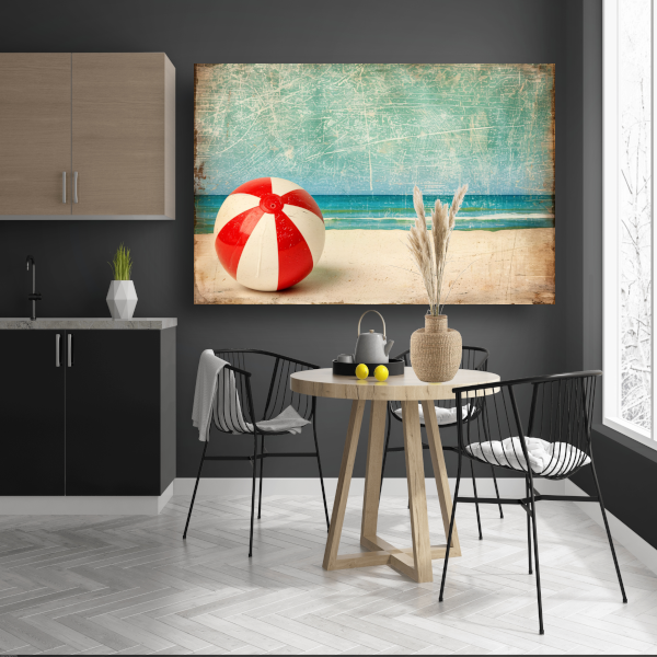Zomerse strandbal aan kalme kust canvas