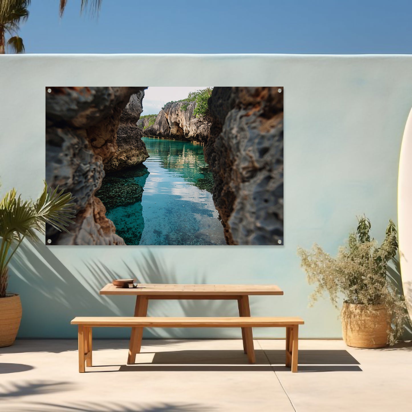 Turquoise Waterweg door Rotskloof tuinposter