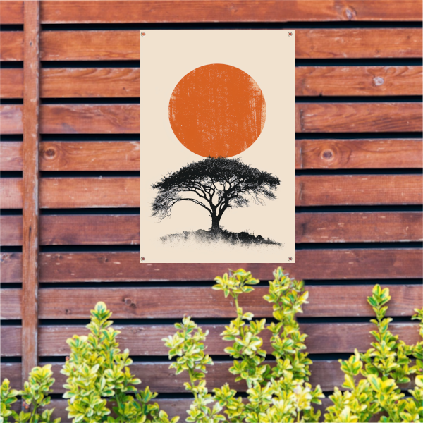 Minimale boom silhouet tegen oranje zon tuinposter
