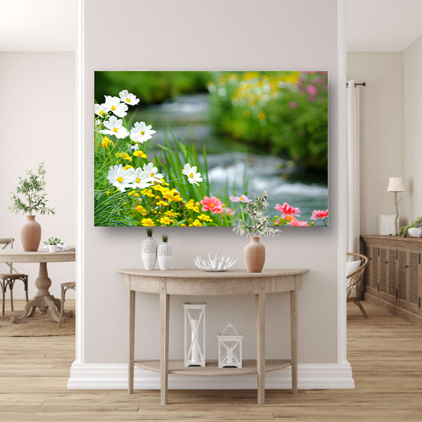 Bloemen langs een rustig beekje poster