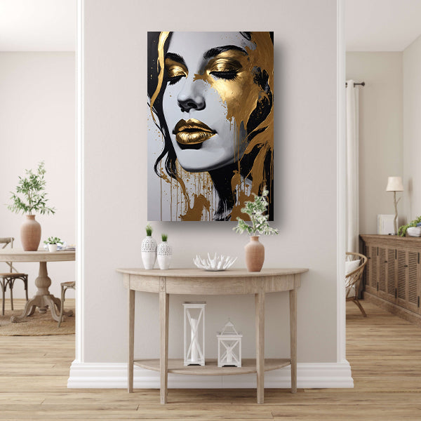 Vrouwengezicht in Zwart, Wit en Goud poster