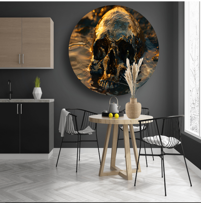 Vergulde schedel rustend in schemerig water aluminium muurcirkel