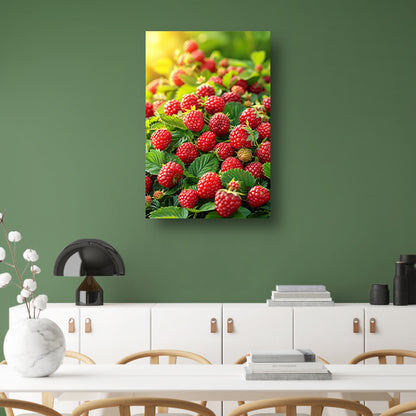 Close-up van Rijpe Frambozen in Zonlicht canvas met baklijst
