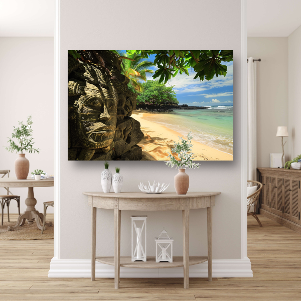 Verborgen Sculpturen aan een Tropisch Strand canvas