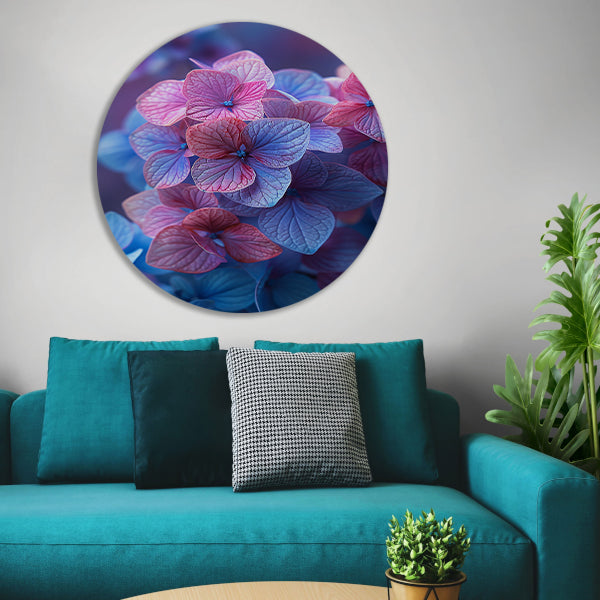 Close-up van roze en blauwe hortensia bloemen aluminium muurcirkel