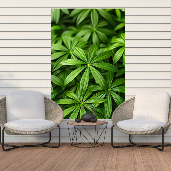 Close-up van Groene Bladeren met Schaduwspel tuinposter